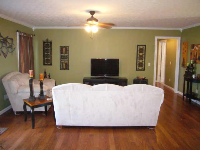 703 Tuck Road Lafayette, TN 37083 - Photo 6 of 17 Gallery Image 6