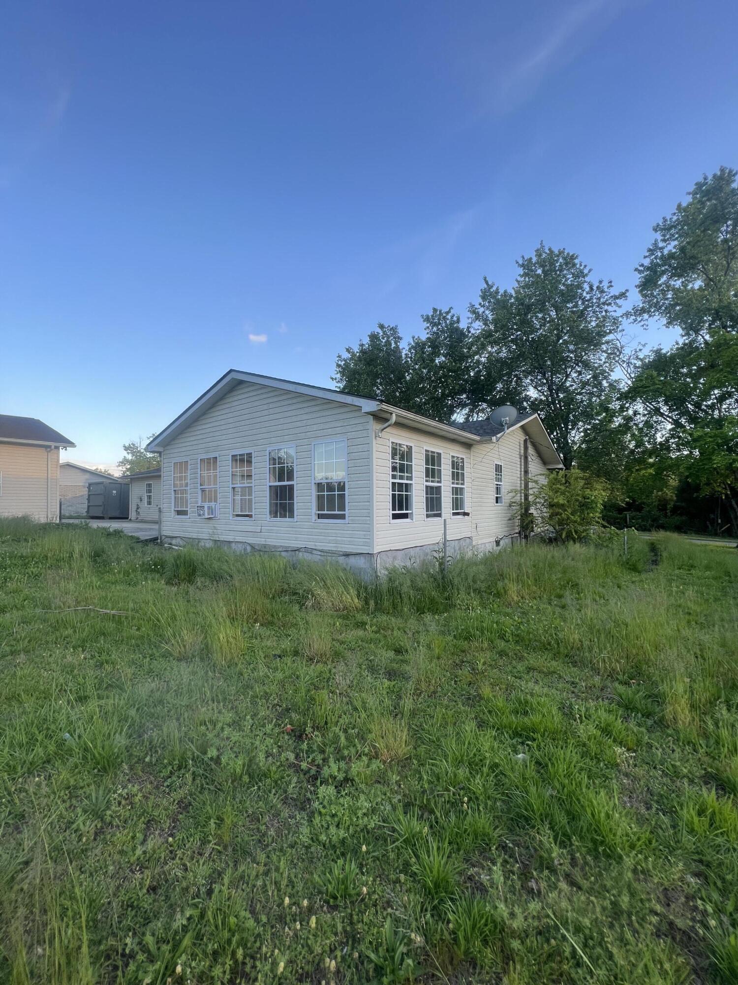 375 Price Circle Spring City, TN 37381 - Photo 8 of 24 ACDF1088-077D-41C0-9DD0-01238AD5BEFA