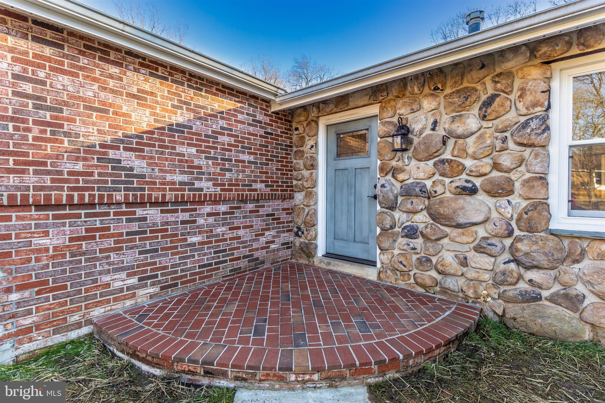 2233 Kings House Road Silver Spring, MD 20905 - Photo 4 of 36 Front entrance to the property