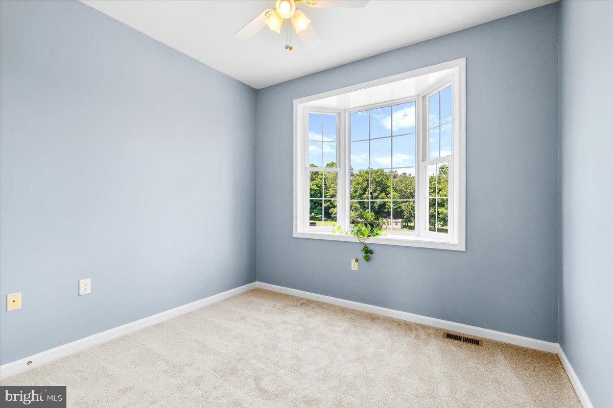 17258 Hardy Road Mount Airy, MD 21771 - Photo 26 of 63 Study or Bedroom 5 on main level