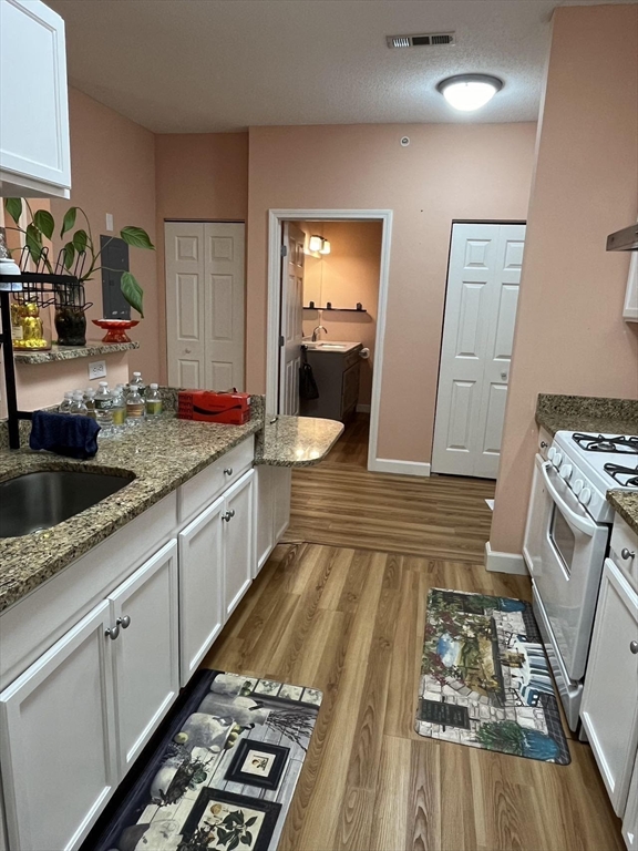 21 Hampshire Road, Unit 415 Methuen, MA 01844 - Photo 8 of 12 Gallery Image 8