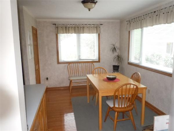 8 David Drive, Unit 8 Natick, MA 01760 - Photo 6 of 9 a dining room with furniture and window