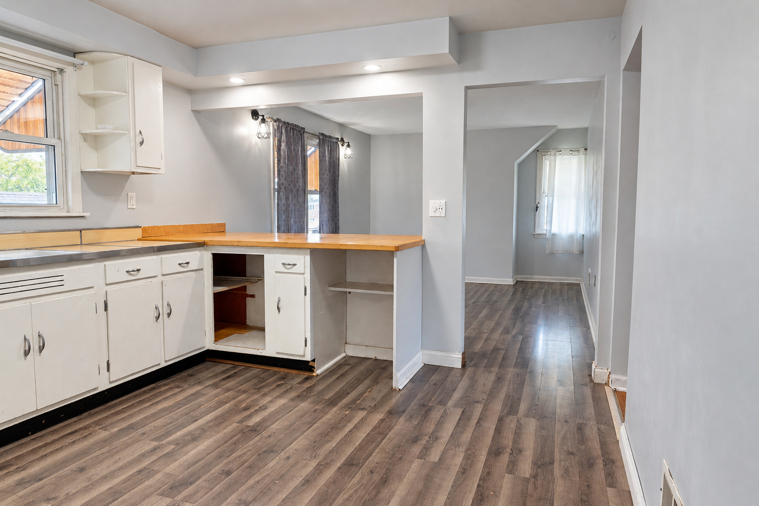 5155 South Kenneth Avenue Chicago, IL 60632 - Photo 11 of 21 Gallery Image 11