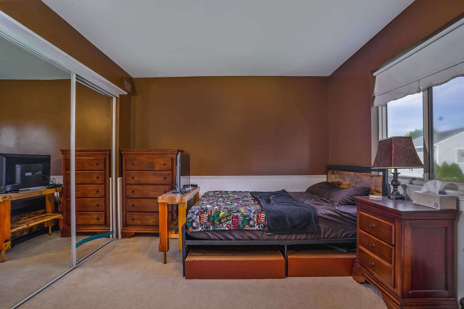 1394 Ridge Road South Elgin, IL 60177 - Photo 10 of 22 a bed room with a bed and furniture