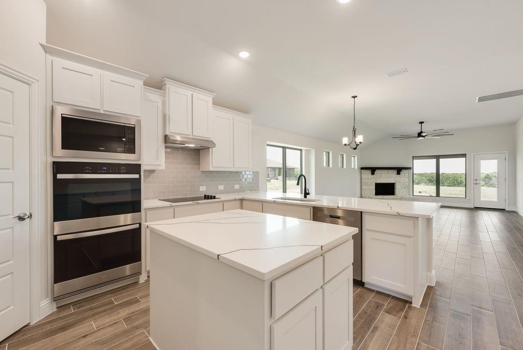 816 Sanders Road Whitesboro, TX 76273 - Photo 12 of 34