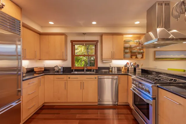 $1,995,000 | 309 South Signal Street, Ojai, CA 93023