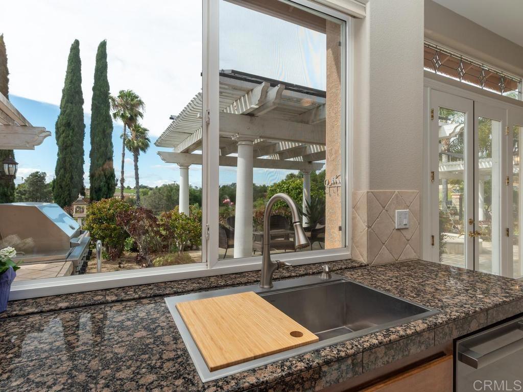 2737 Dos Lomas Fallbrook, CA 92028 - Photo 17 of 75