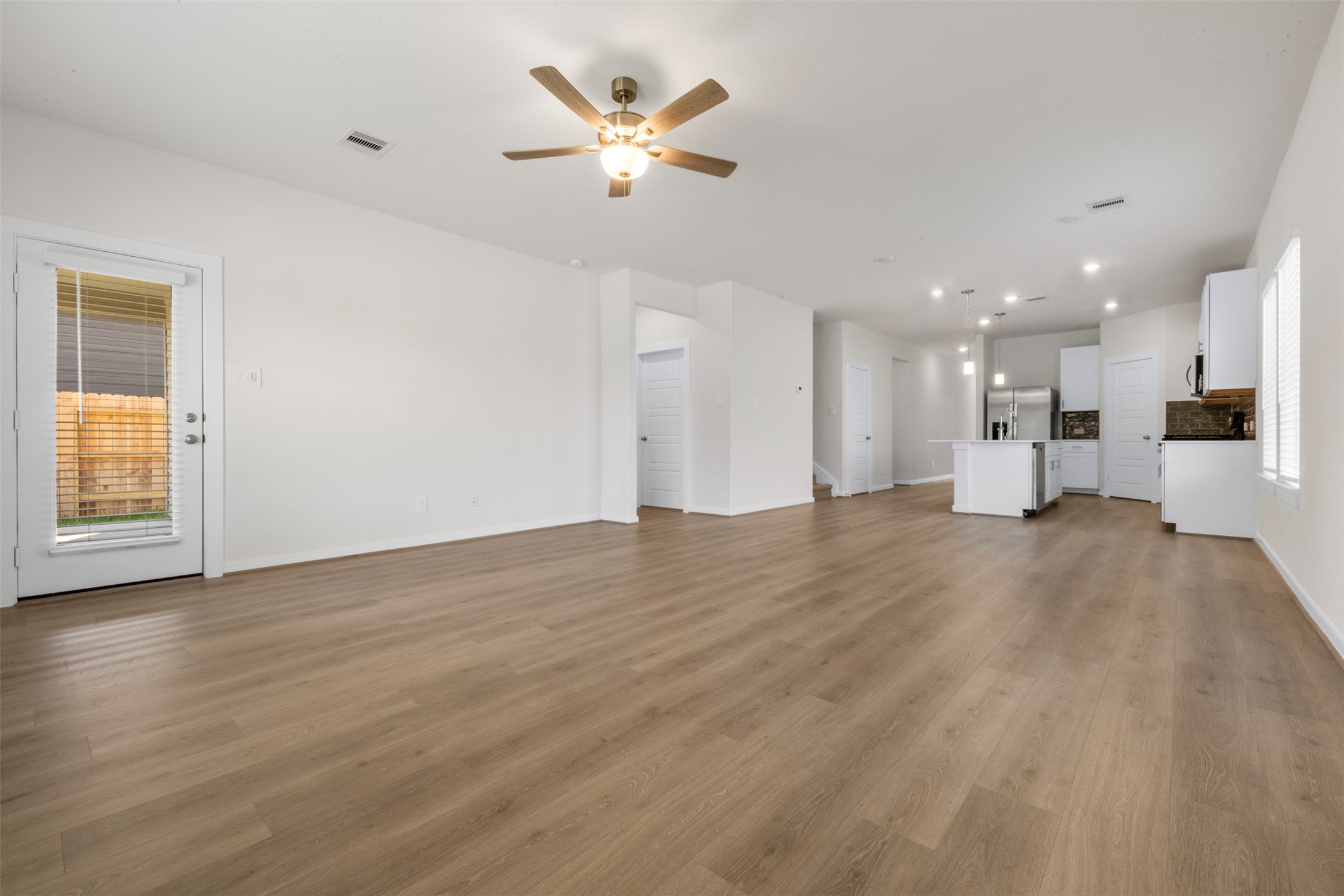 17926 Stone Terrace Montgomery, TX 77316 - Photo 6 of 48