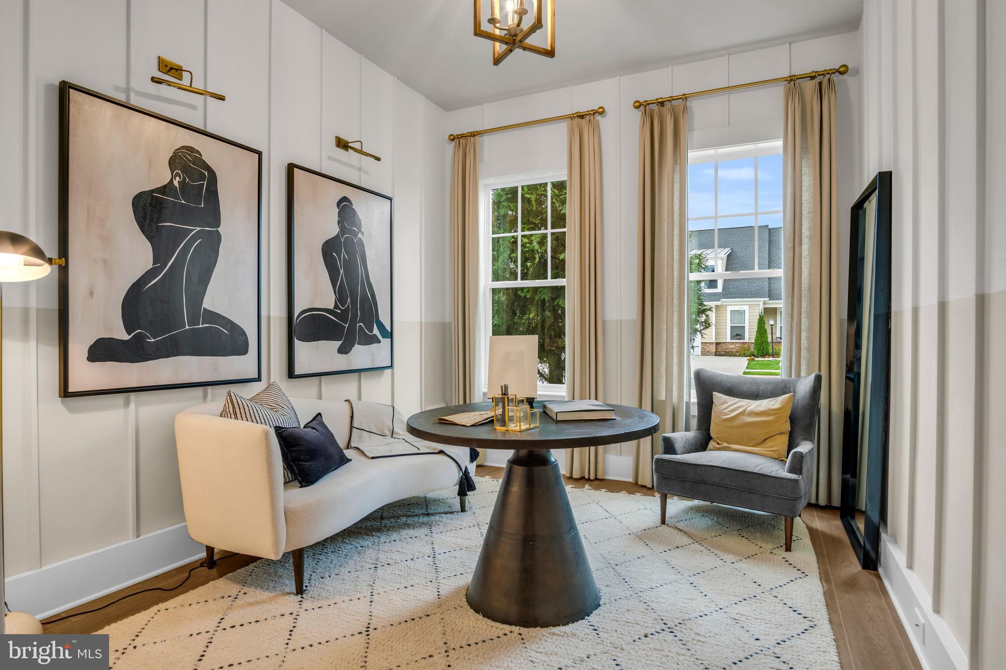39 Reedgrass Way Gettysburg, PA 17325 - Photo 24 of 44 a living room with furniture and a window