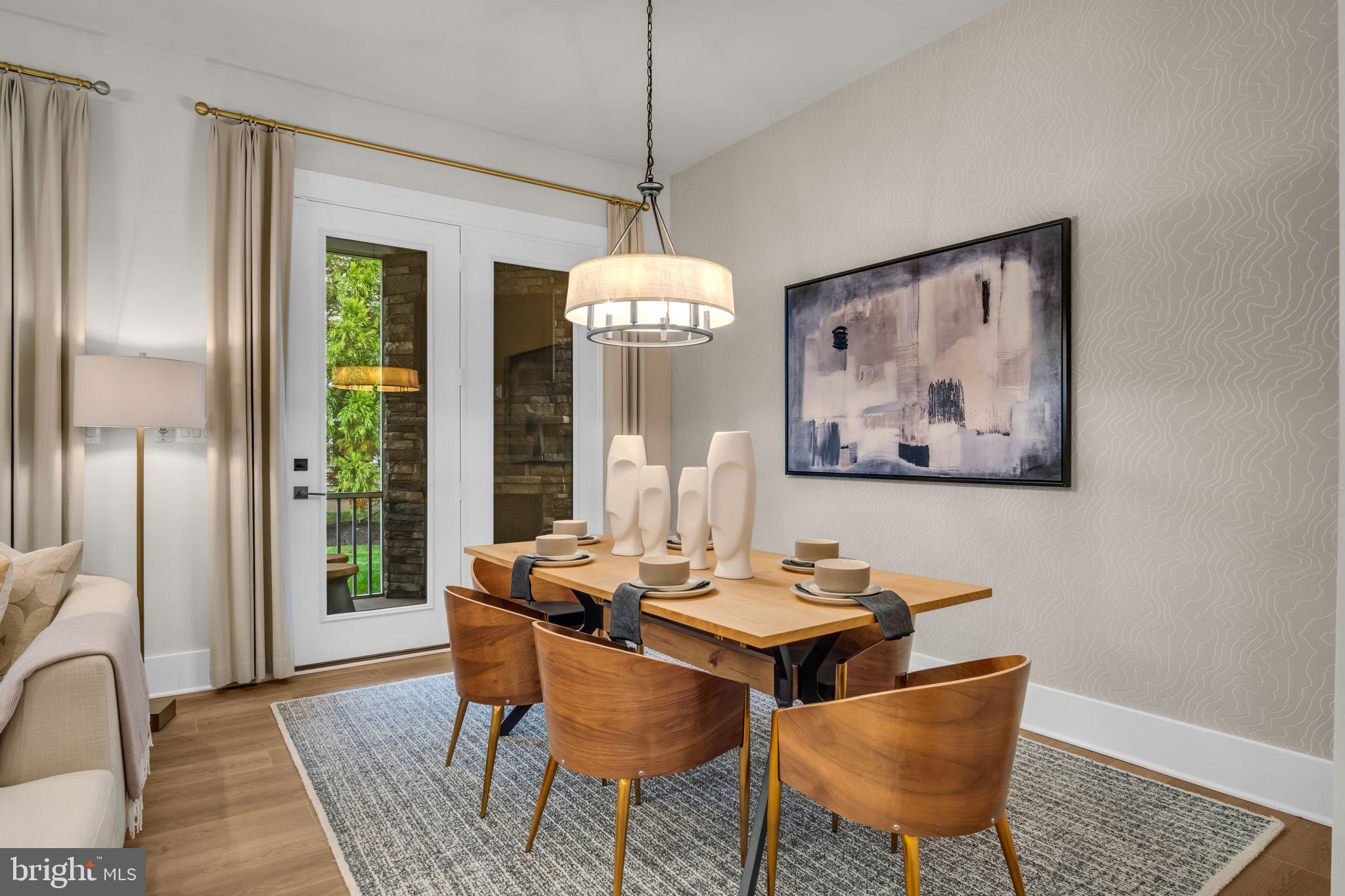 39 Reedgrass Way Gettysburg, PA 17325 - Photo 31 of 44 a dining room with furniture and window