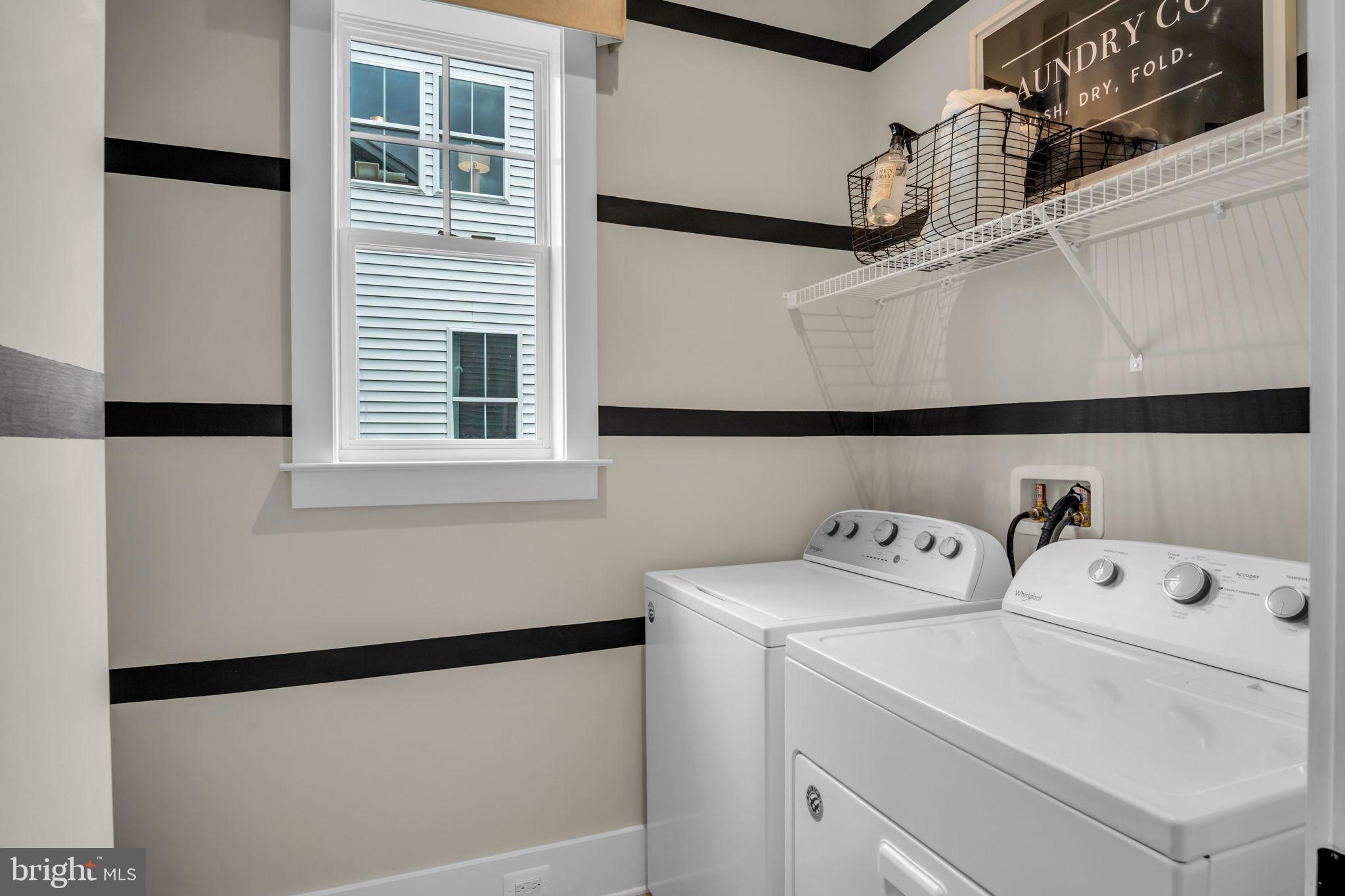 39 Reedgrass Way Gettysburg, PA 17325 - Photo 9 of 44 a utility room with dryer and washer