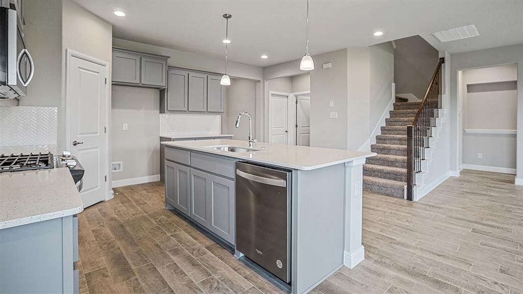 121 Ringtail Drive Rhome, TX 76078 - Photo 3 of 40 Gallery Image 3