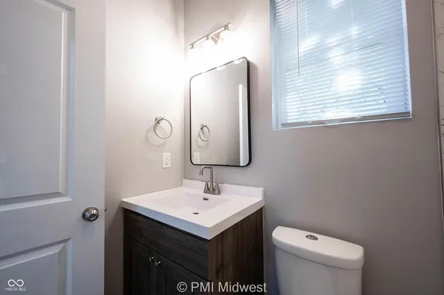 $1,449 | 2038 East Maryland Street, Indianapolis, IN 46201