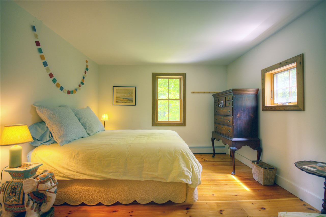 653 Middletown Road Londonderry, VT 05155 - Photo 12 of 17 Gallery Image 12