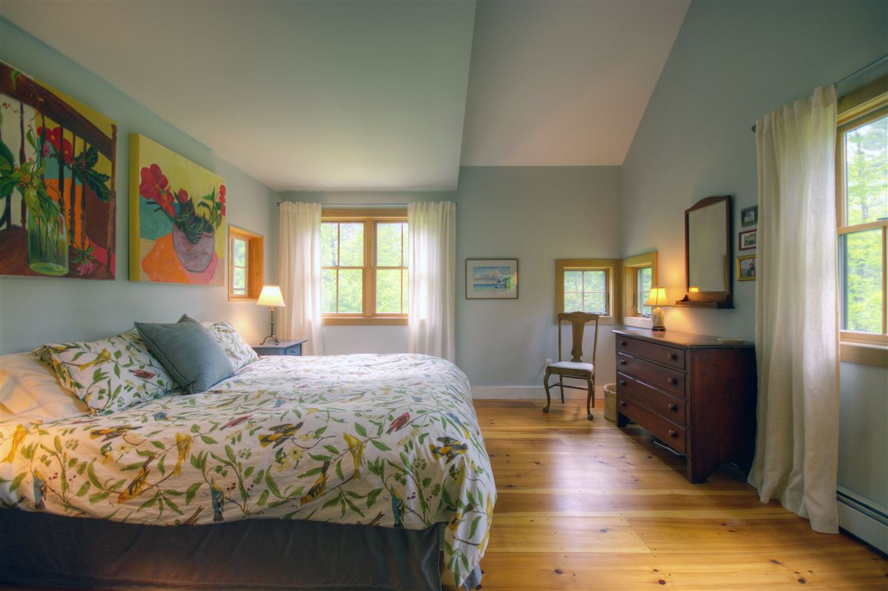 653 Middletown Road Londonderry, VT 05155 - Photo 13 of 17 Gallery Image 13