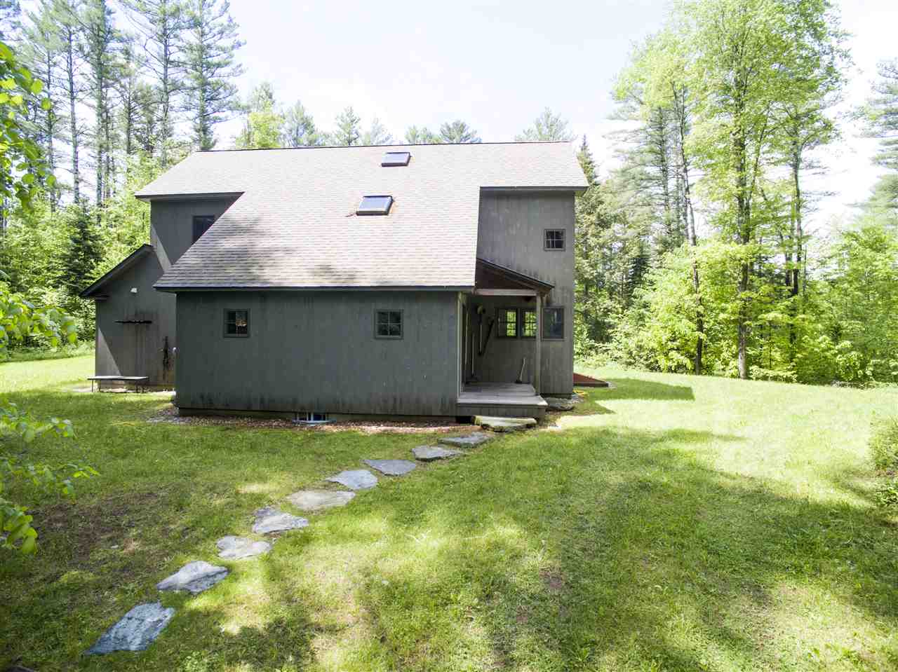 653 Middletown Road Londonderry, VT 05155 - Photo 17 of 17 Gallery Image 17