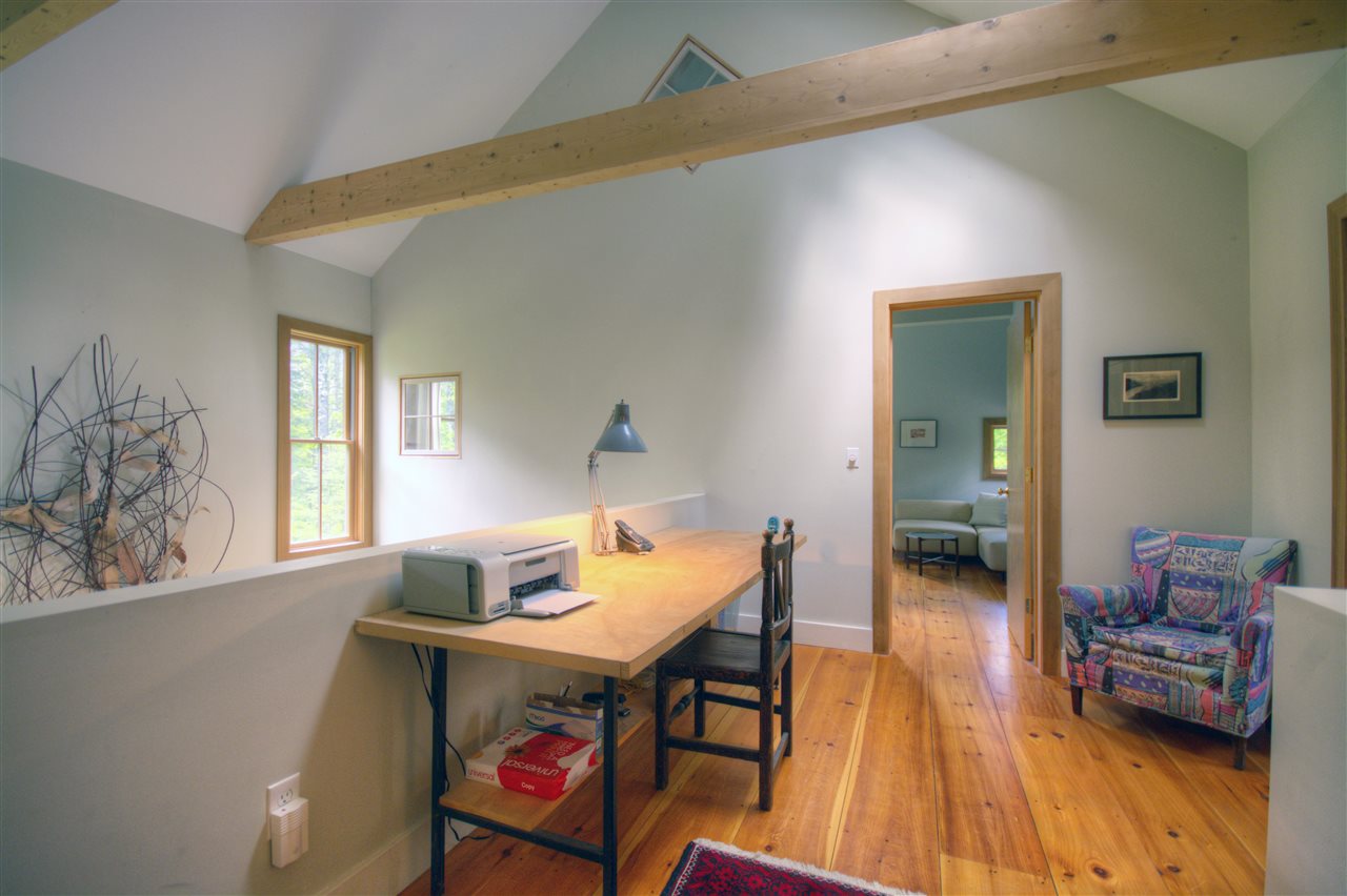 653 Middletown Road Londonderry, VT 05155 - Photo 10 of 17 Gallery Image 10