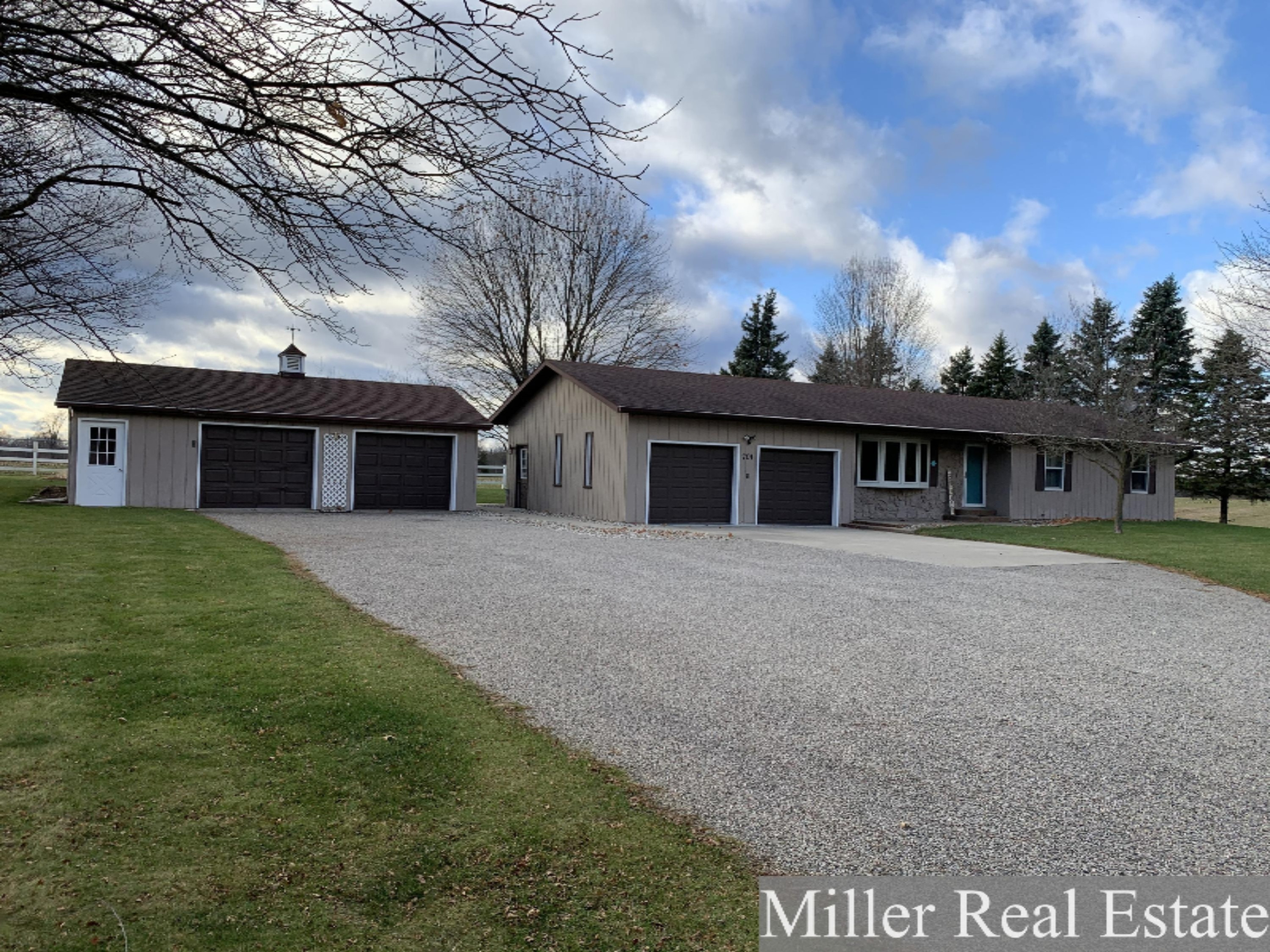 701 Hammond Road Hastings, MI 49058 - Photo 1 of 2 IMG_2854