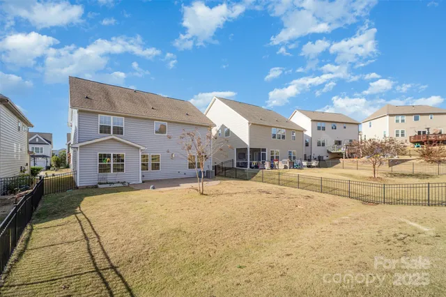 $550,000 | 810 Braddock Way, Fort Mill, SC 29715