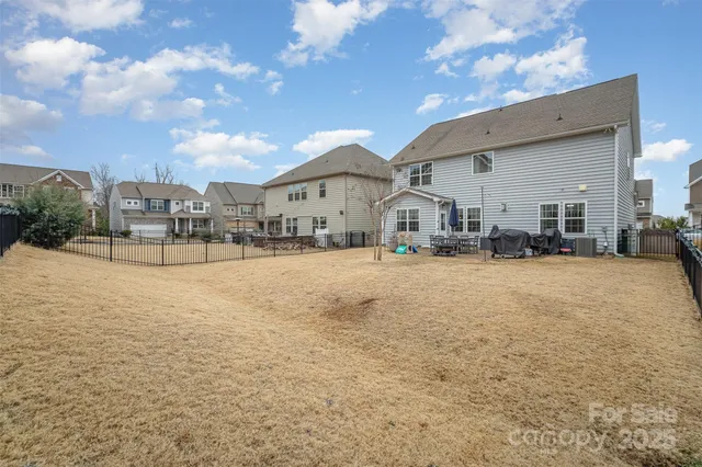 $550,000 | 810 Braddock Way, Fort Mill, SC 29715