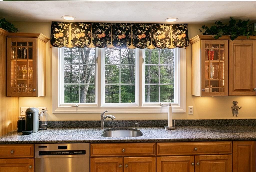 18 James Millen Road North Reading, MA 01864 - Photo 11 of 42 Gallery Image 11