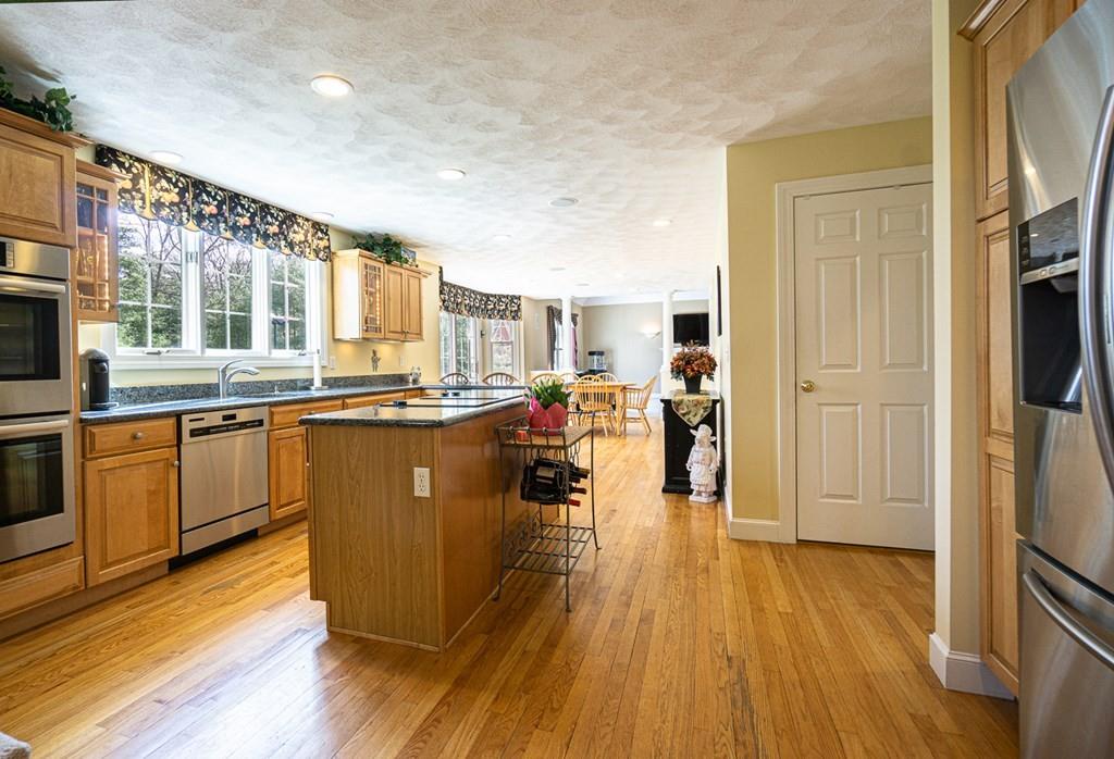 18 James Millen Road North Reading, MA 01864 - Photo 10 of 42 Gallery Image 10