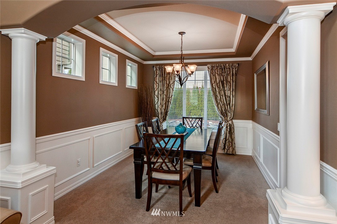 4011 215th Street Southeast Bothell, WA 98021 - Photo 4 of 25