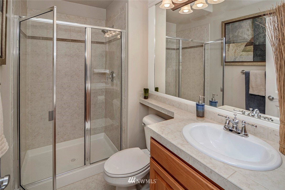 4011 215th Street Southeast Bothell, WA 98021 - Photo 6 of 25