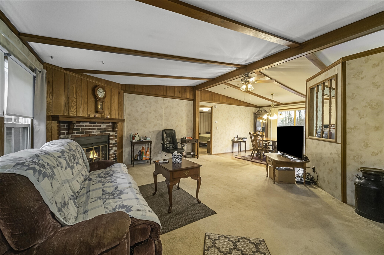 4604 Walz Road Jackson, MI 49201 - Photo 3 of 24 Gallery Image 3