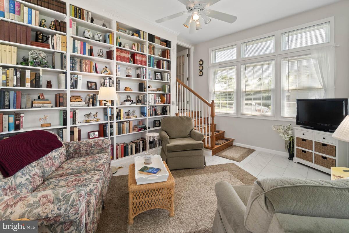 13132 Penn Shop Road Mount Airy, MD 21771 - Photo 26 of 50 Sunroom Room w/ Book Shelves