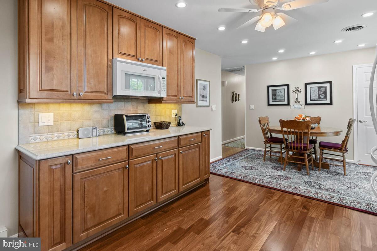 13132 Penn Shop Road Mount Airy, MD 21771 - Photo 8 of 50 Kitchen