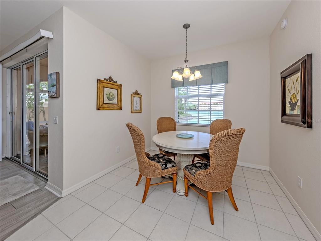 121 North Auburn Road, Unit 11 Venice, FL 34292 - Photo 14 of 33