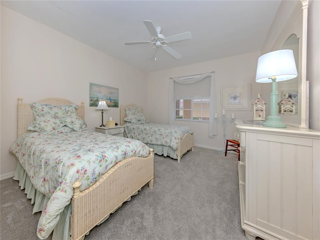 121 North Auburn Road, Unit 11 Venice, FL 34292 - Photo 17 of 33