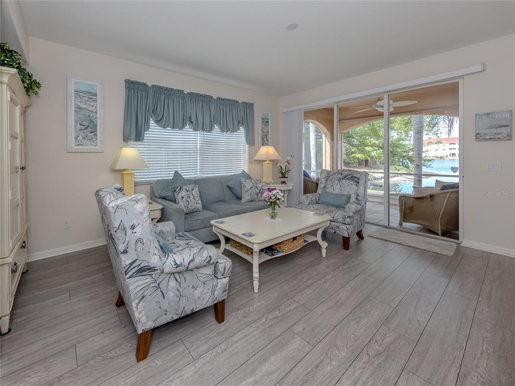 121 North Auburn Road, Unit 11 Venice, FL 34292 - Photo 7 of 33