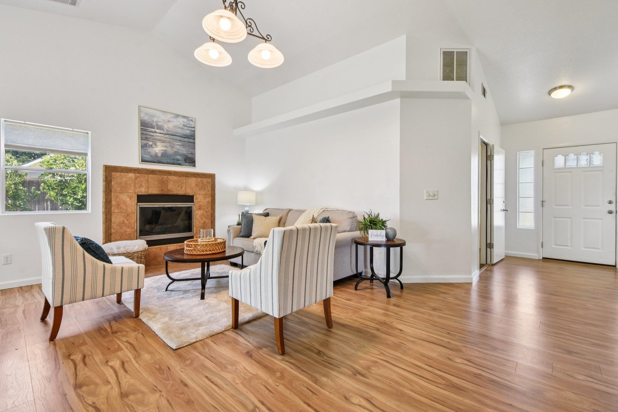 1332 Corodon Street Walnut Grove, CA 95690 - Photo 5 of 42