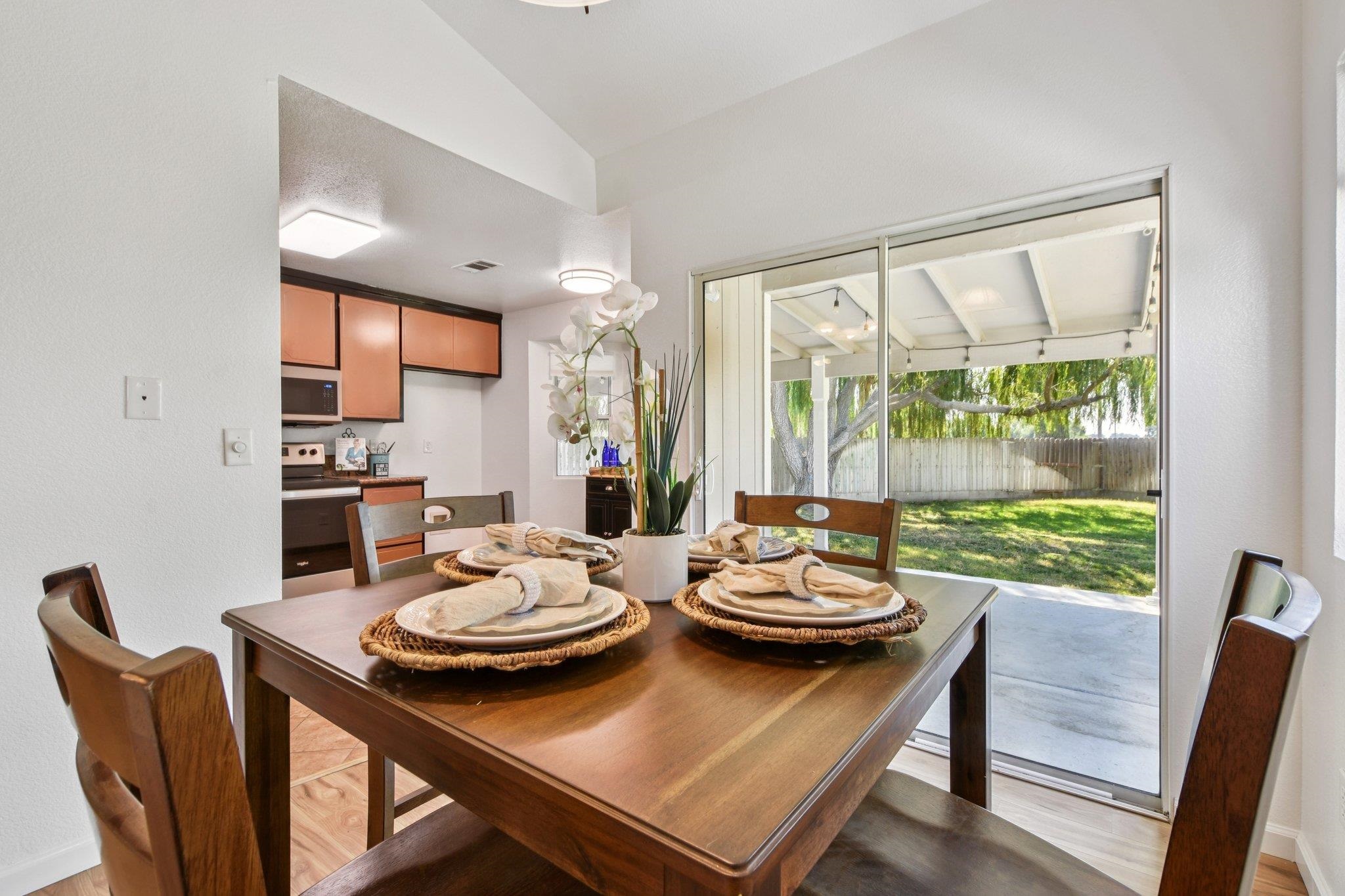 1332 Corodon Street Walnut Grove, CA 95690 - Photo 7 of 42