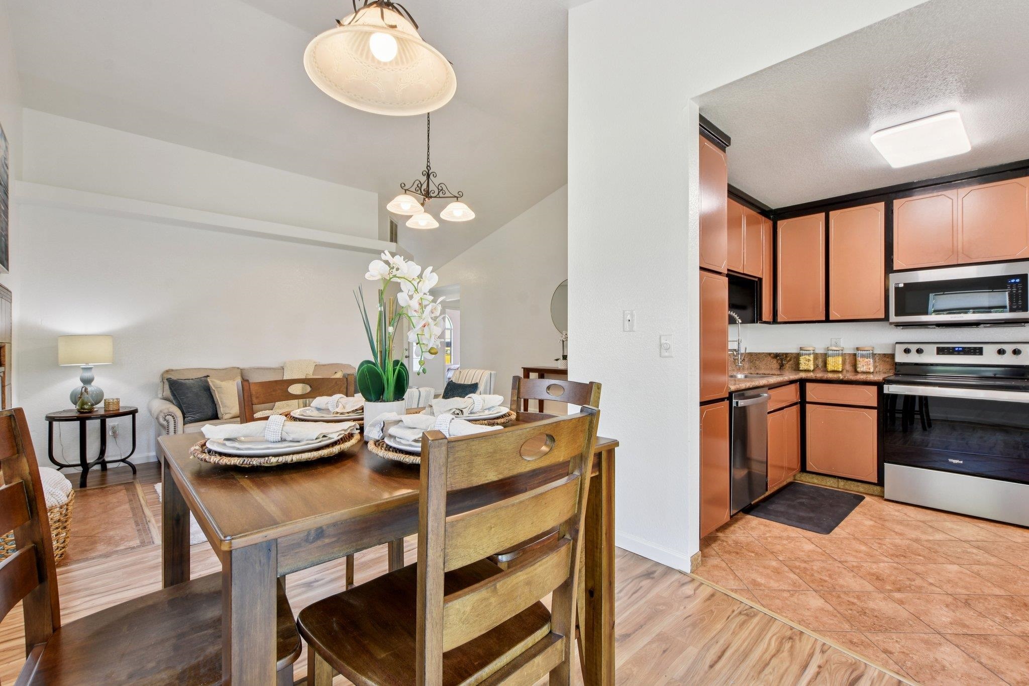 1332 Corodon Street Walnut Grove, CA 95690 - Photo 8 of 42