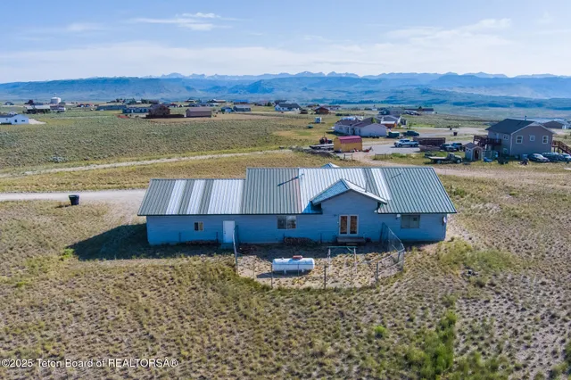 $491,000 | 12 Osage Path Trail, Pinedale, WY 82941