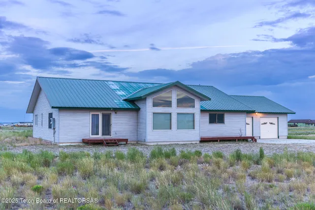 $491,000 | 12 Osage Path Trail, Pinedale, WY 82941