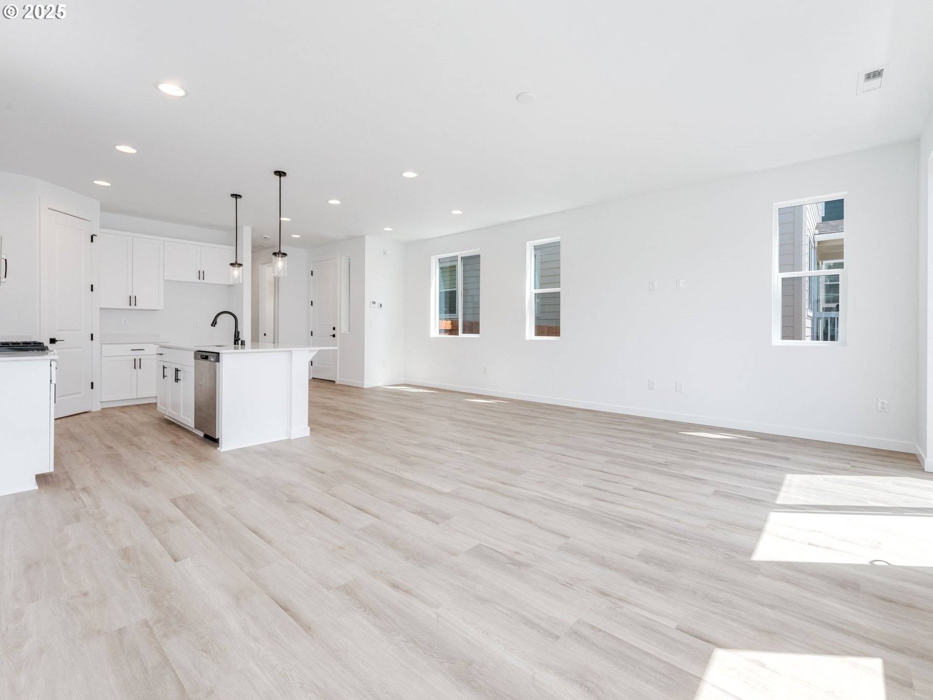 1007 Northwest 178th Street Ridgefield, WA 98642 - Photo 12 of 35 Gallery Image 12