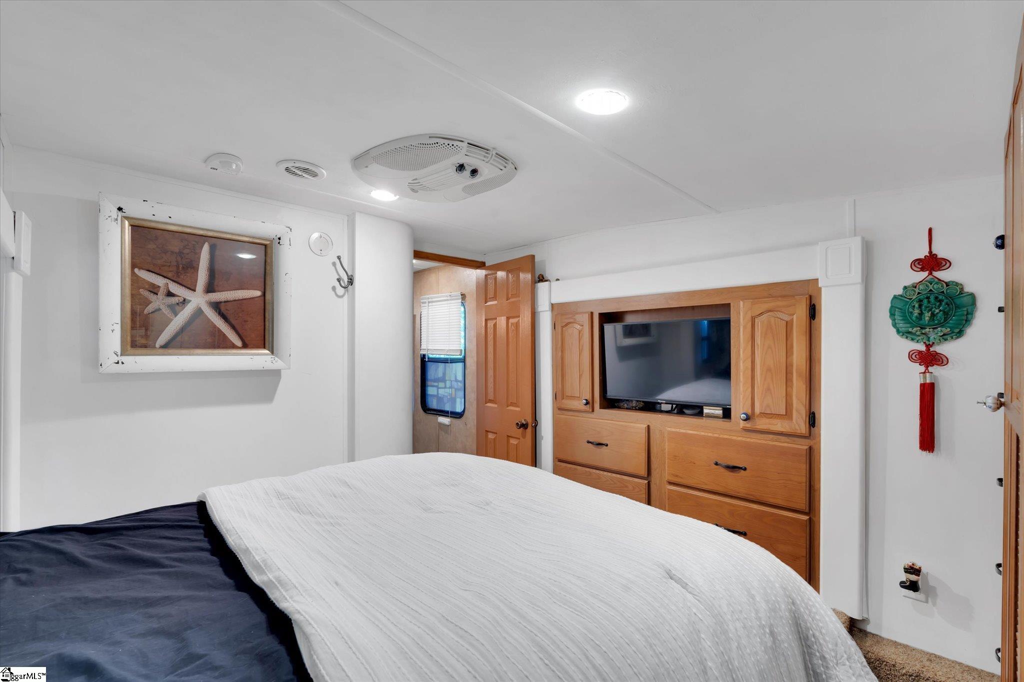 522 Loop Circle Westminster, SC 29693 - Photo 13 of 16