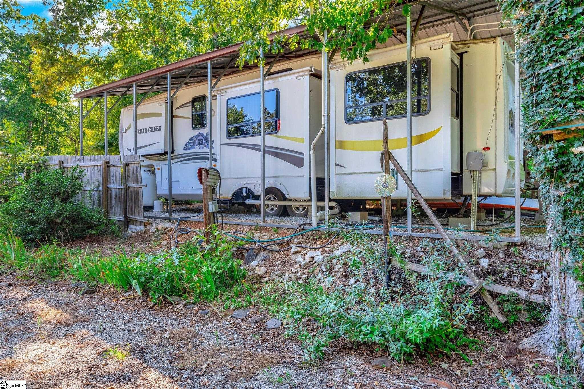 522 Loop Circle Westminster, SC 29693 - Photo 15 of 16
