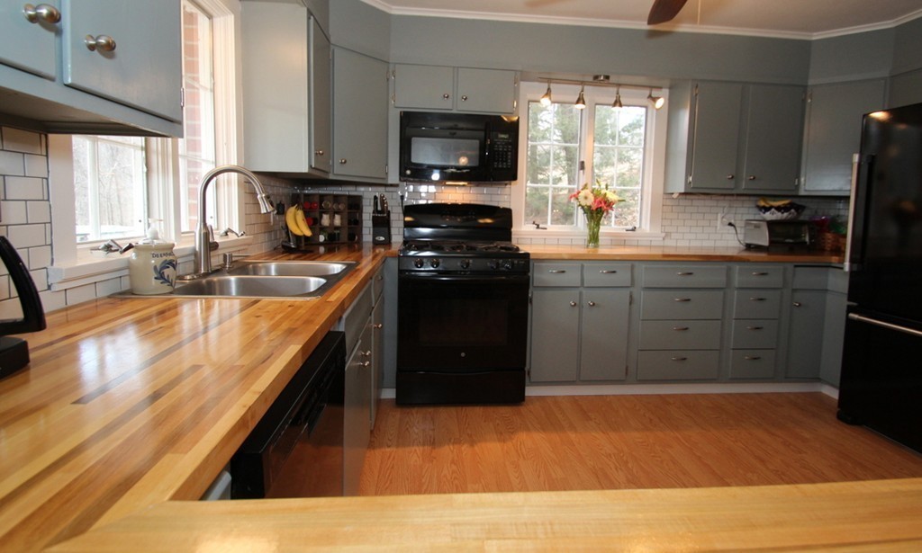 56 Mathews Road Deerfield, MA 01373 - Photo 7 of 28 Gallery Image 7
