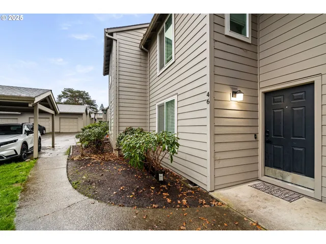 $300,000 | 10900 Southwest 76th Place, Unit 46, Portland, OR 97223