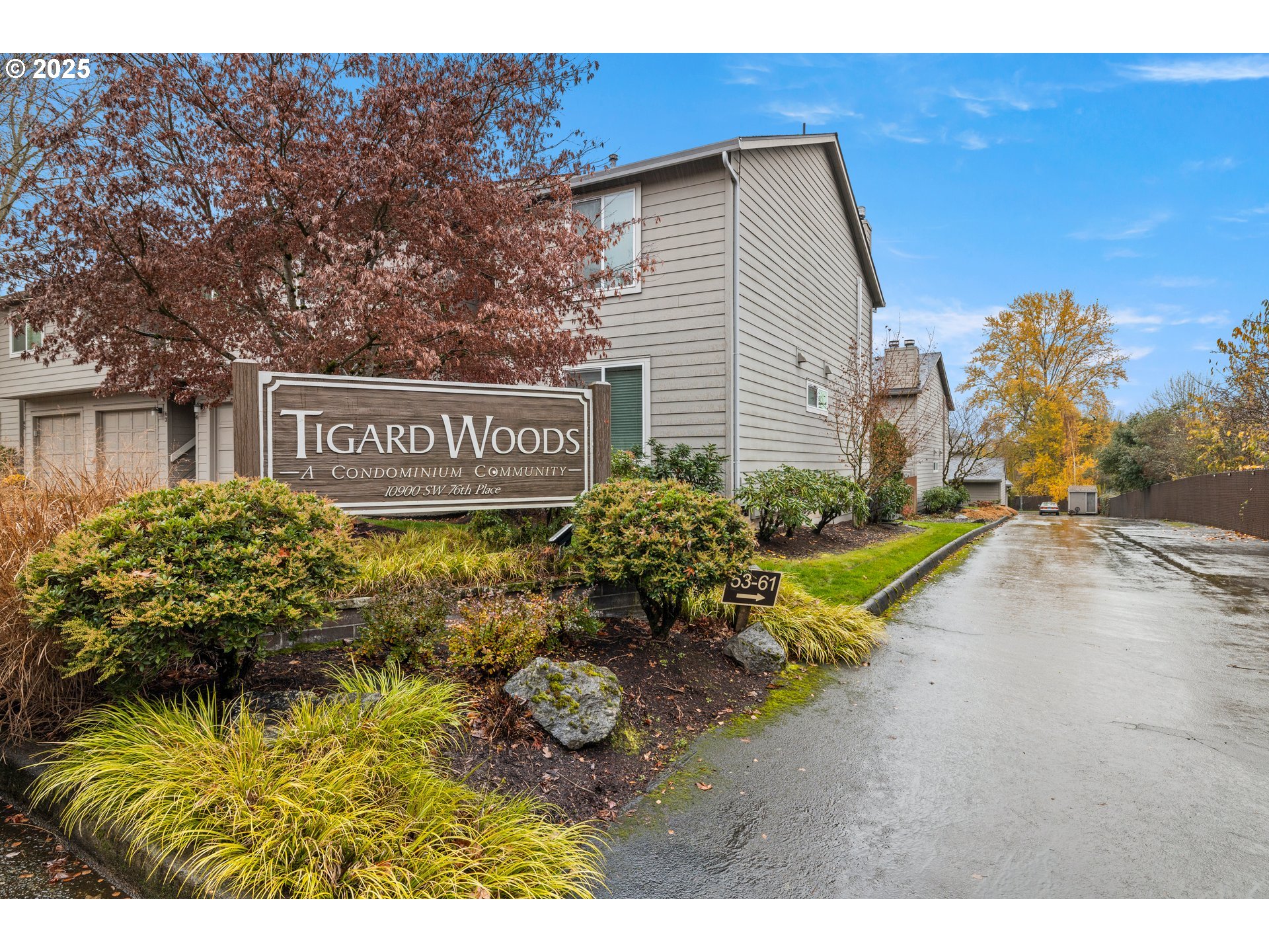 10900 Southwest 76th Place, Unit 46 Portland, OR 97223 - Photo 3 of 34