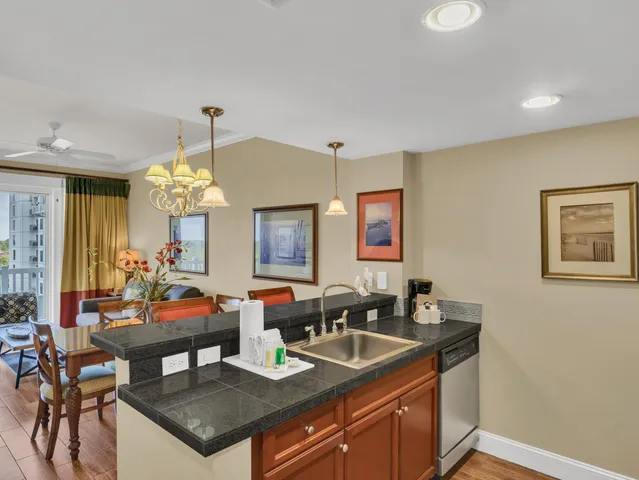 $2,100 | 9500 Grand Sandestin Boulevard, Unit 2711, Miramar Beach, FL 32550