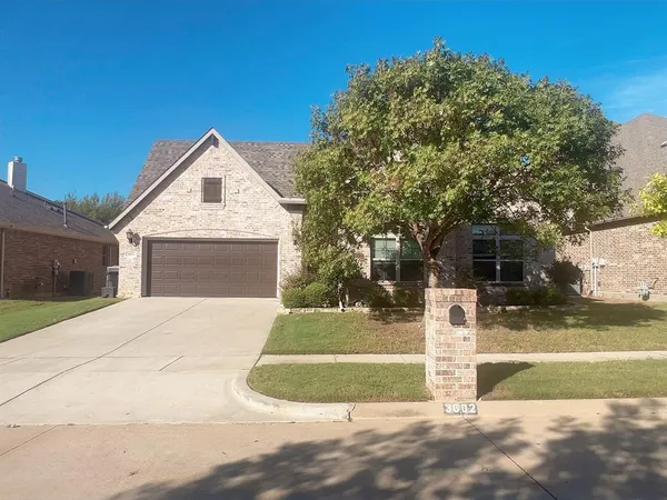 $3,000 | 3602 Patty Lane, Arlington, TX 76016