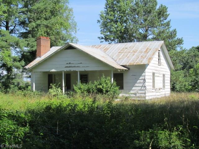 2944 Ralph Road Boonville, NC 27011 - Photo 3 of 15 Gallery Image 3