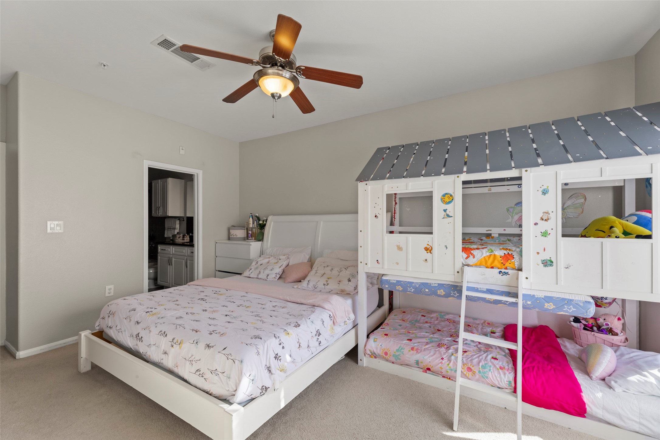 9200 Westheimer Road, Unit 1307 Houston, TX 77063 - Photo 14 of 26