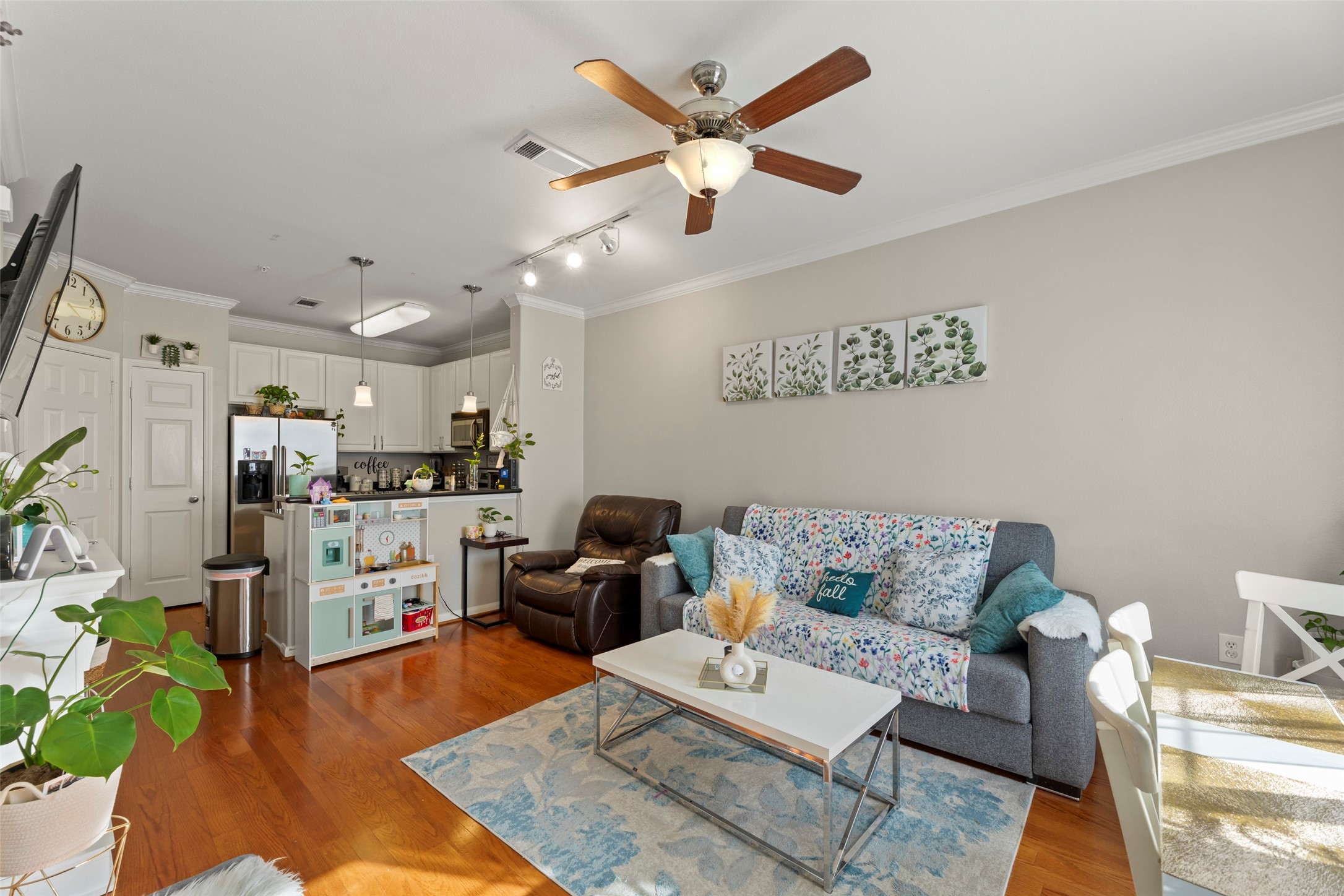 9200 Westheimer Road, Unit 1307 Houston, TX 77063 - Photo 4 of 26